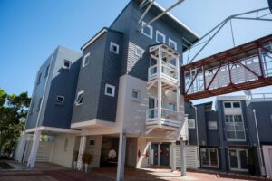 Waterfront stay at Knysna Unit T6 on Thesen Islands with beautiful lagoon surroundings.